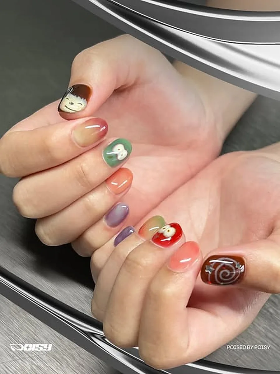 Nail art warna-warni dengan charm bunga dan buah, nail art Bogor